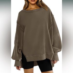 Women’s Oversized Crewneck Sweatshirt